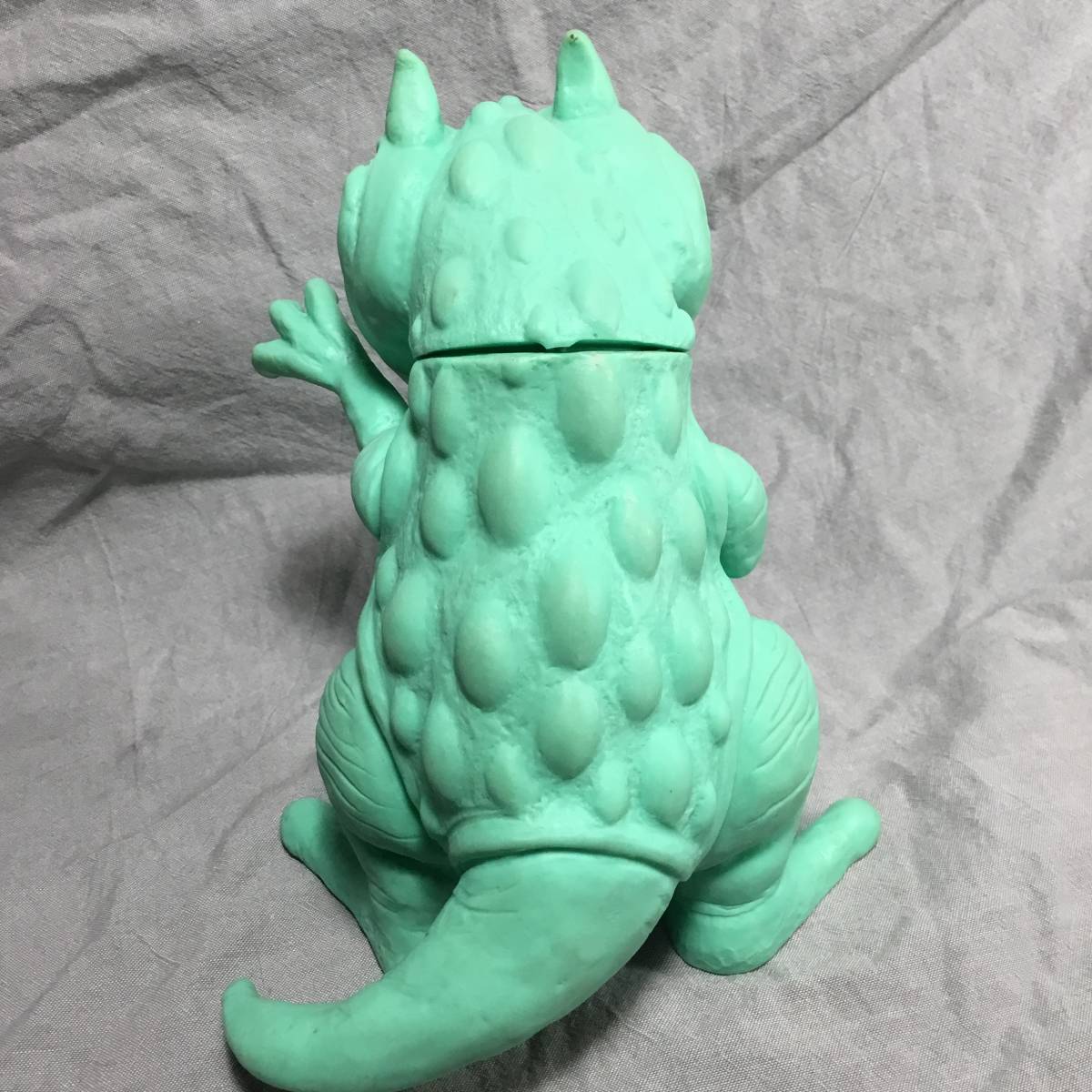 DOMDOMバーガー店頭用ソフビ怪獣 エメラルド色(キャラクター)｜売買