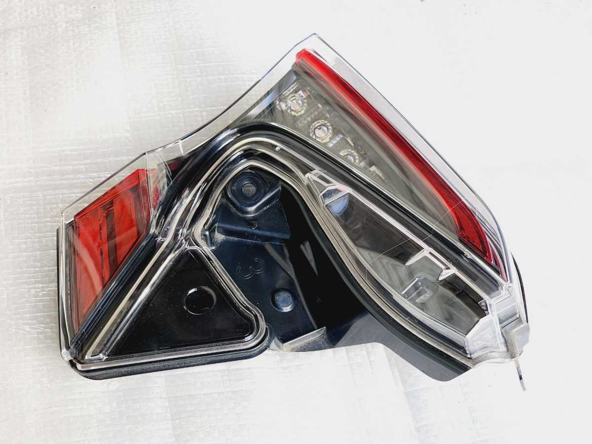 ☆純正品☆C-HR☆前期☆LED☆左テールランプ☆点灯確認済み☆NGX50
