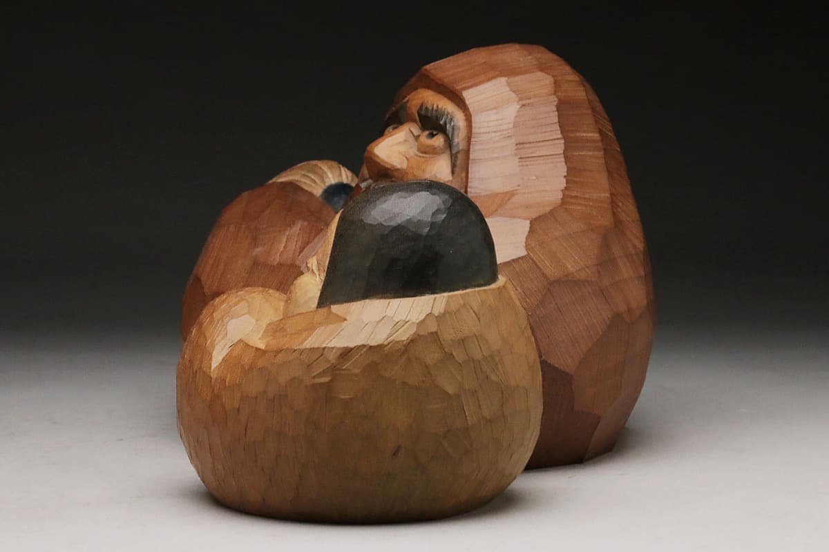 US147 【彫刻家 近藤宏 作】讃岐一刀彫 木彫「和」高14.5cm 重1.6kg 共 