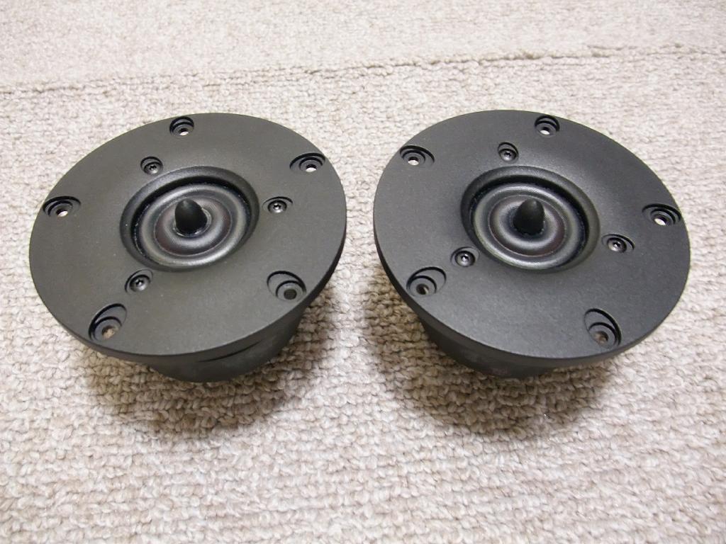  Scan-Speak Discovery R2604/833000 1インチ リングドーム ダブルマグネット 4&Omega; ペア 現状渡し(FOSTEX)｜売買されたオークション情報、yahooの商品情報をアーカイブ公開 - オークファン FOSTEX