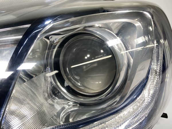 トヨタプリウスPHV 左ヘッドライト 補修用