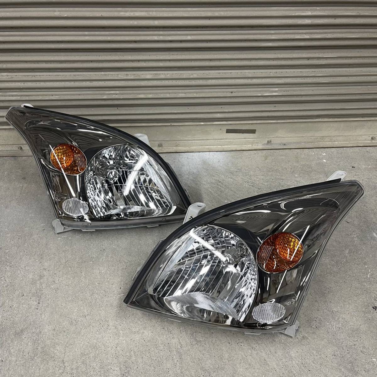 新古 極上 120 プラド 後期 純正 ヘッドライト 左右 クローム 打刻 カ TRJ120 GRJ120 121 ランドクルーザー ランド ...