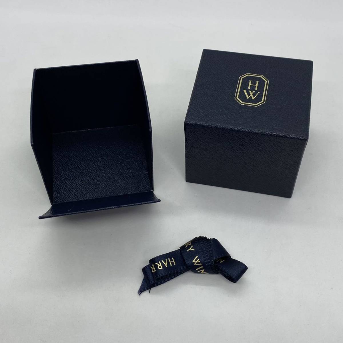 G0919-12☆空箱 HARRY WINSTON リング ケース ハリーウィンストン