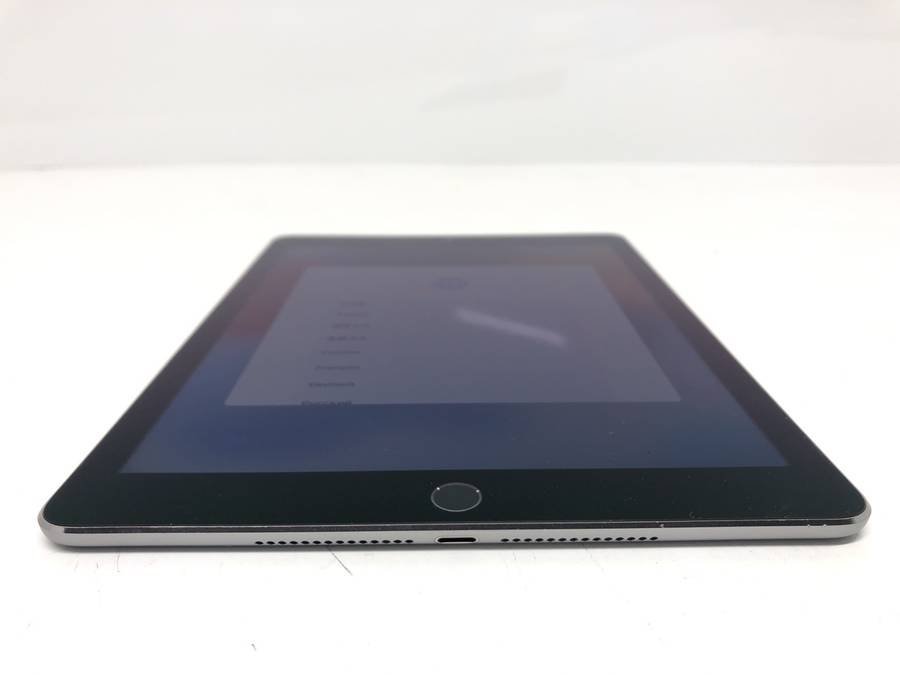 Apple iPad Air 2 シルバー 本体　A1566 【ジャンク品】 Apple A1566 iPad Air2 アクティベーションロック□ジャンク品 【公式