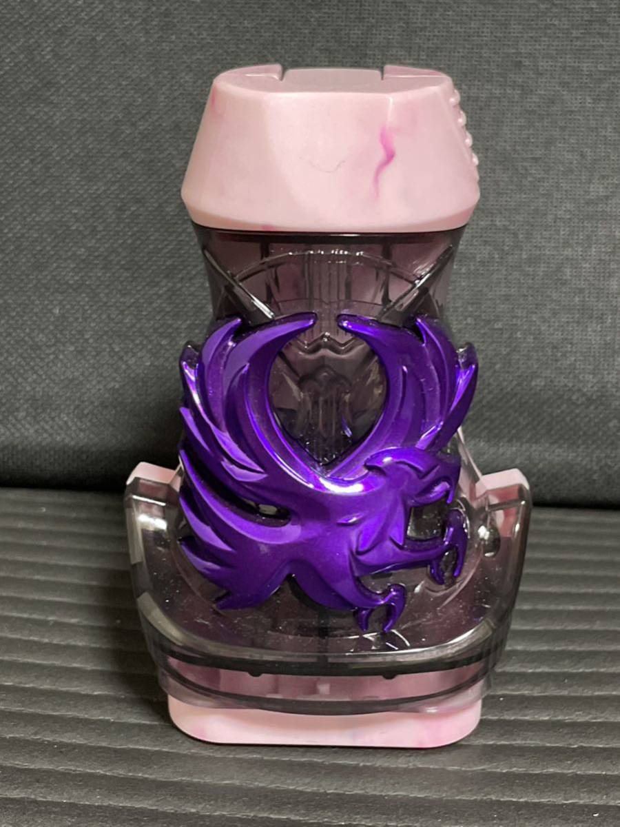 送料無料，豊富な DXコンドルバイスタンプ 映画前売り限定 仮面ライダーリバイス(仮面ライダー)｜売買されたオークション情報、yahooの商品情報をアーカイブ公開 - オークファン 仮面ライダー