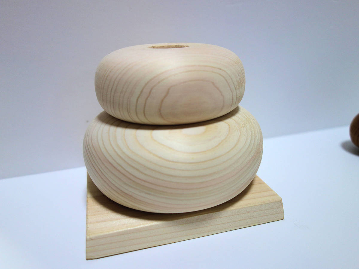 木製鏡餅 (約100mm)　置物　ハンドメイド　102_3