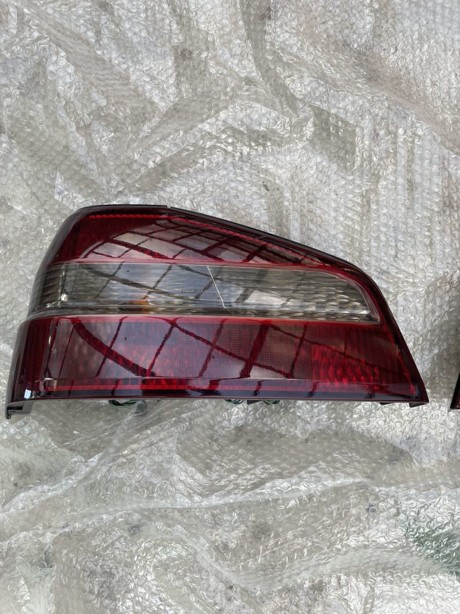 ローレルc35テールランプ 後期 c35ローレル LEDテール