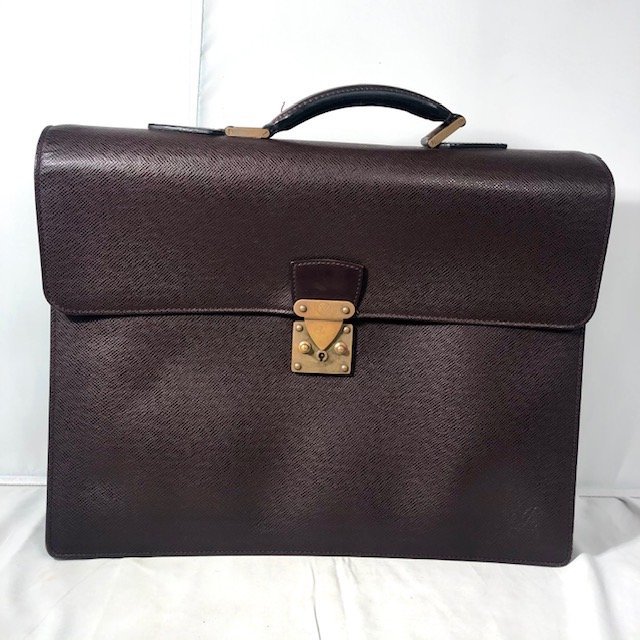 LOUIS VUITTON M30076 タイガ セルヴィエット クラド 1円スタート!LOUIS VUITTON ルイヴィトン 書類バッグ M30076 タイガ