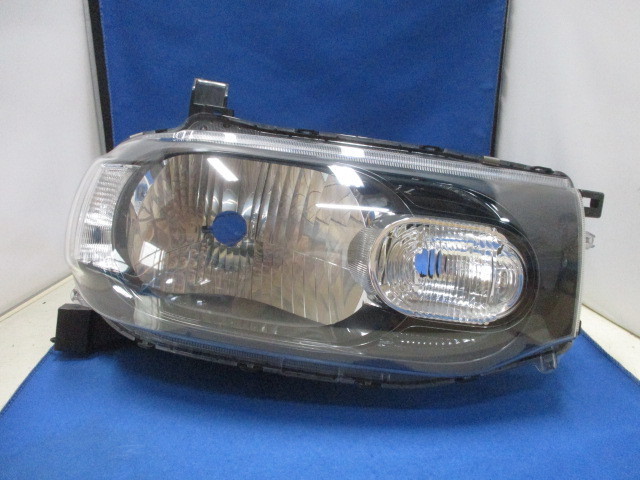 【SALE，正規品】 日産 キューブ Z12 右ライト/右ヘッドライト ハロゲン 純正 STANLEY P8190 515105(ヘッドライト)｜売買されたオークション情報、yahooの商品情報をアーカイブ公開 - オークファン 日産用