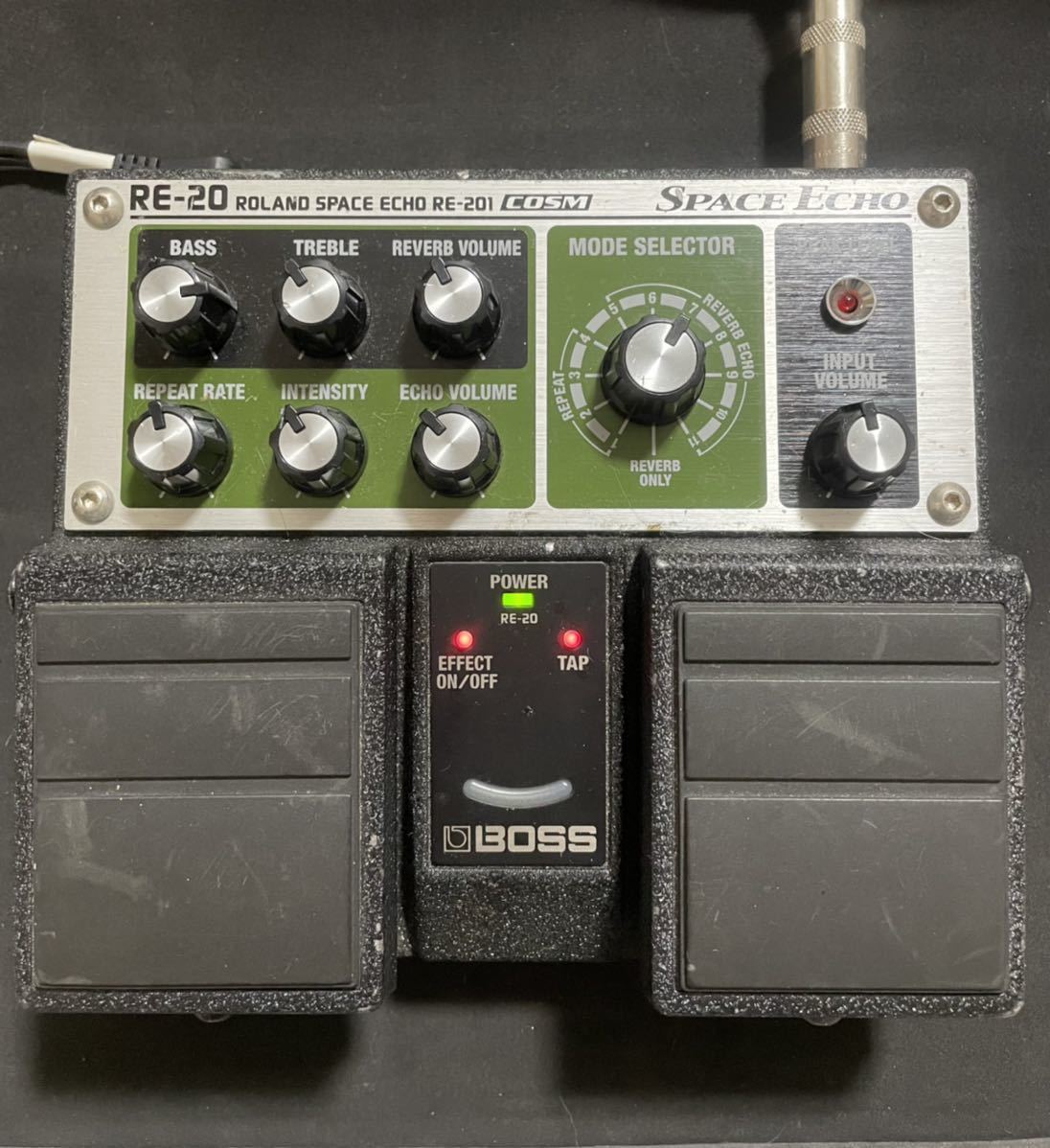 BOSS RE-20 Space Echo BOSS RE-20 Space Echo Pedal RE-20 B&H