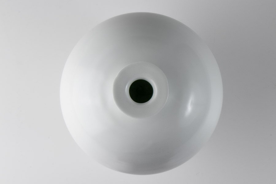 作家物】『 黒田泰蔵 (くろだたいぞう) 白磁花入 高さ25cm 共箱 12685
