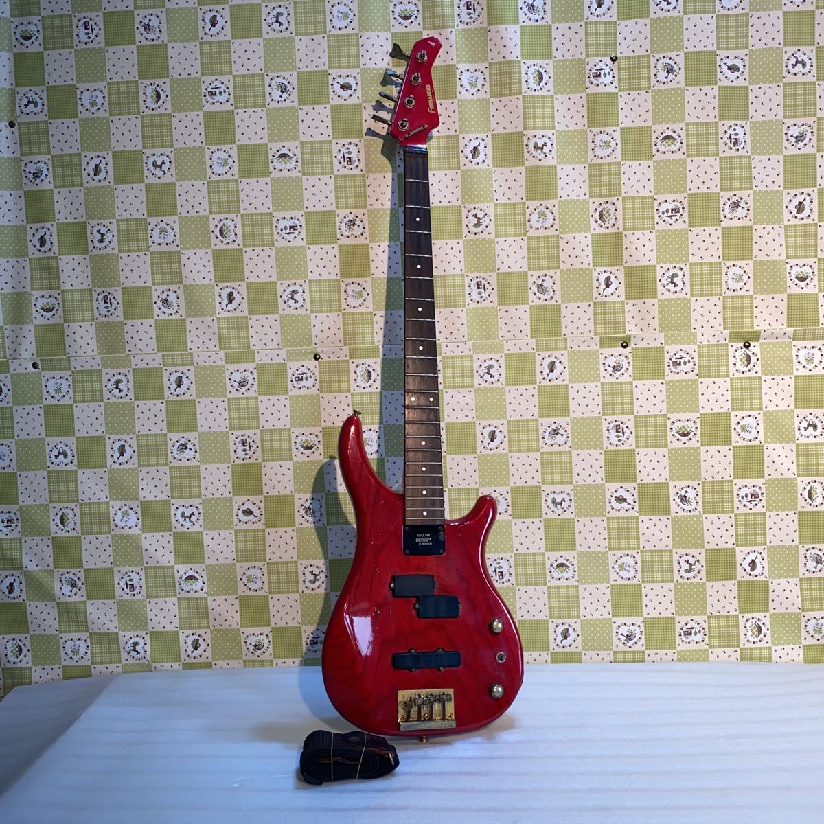 FERNANDES エレキベース 本体 レッド FERNANDES/フェルナンデス エレキベース Lシリアル レッド【動作未確認