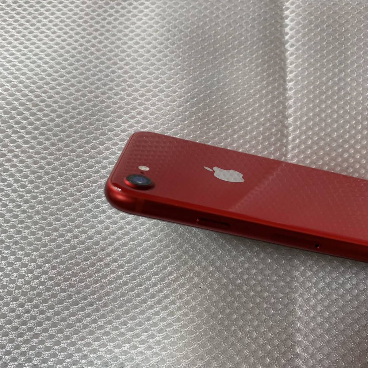 スマートフォン⁄携帯電話 SIMフリー iPhone8 64GB レッド 美品