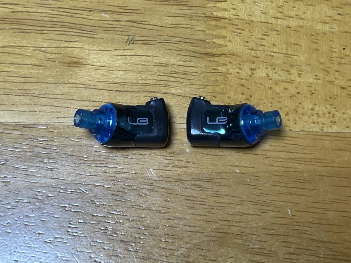 美品 Ultimate Ears Triple Fi 10 UE10Pro おまけ｜イヤフォン