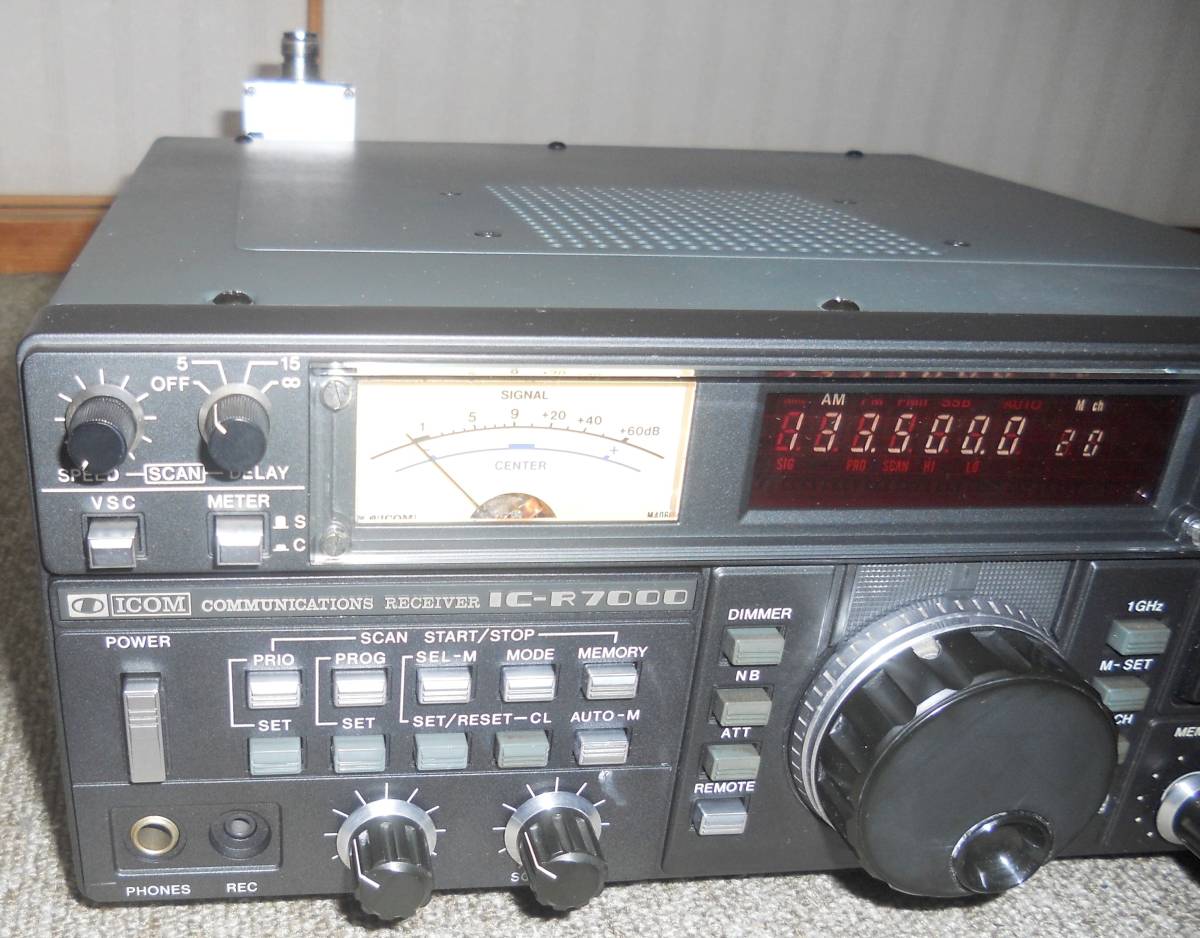 動作未確認　ICOM IC-R7000　 広帯域受信機 ◇◇ICOM IC-R7000 20kHz～999MHz，1.2GHz帯用の広帯域受信機◇◇