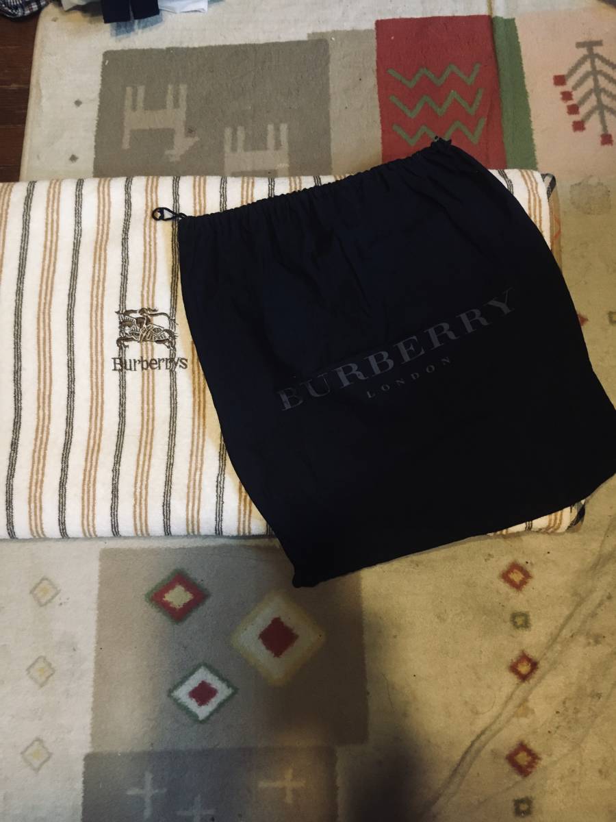 Burberryバーバリータオルケット西川産業 200cmX140cm バーバリー収納