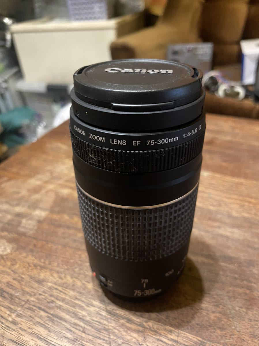 Canon EF 75-300mm Lens III f⁄4-5.6 Zoom Telephoto USM : for - with com
