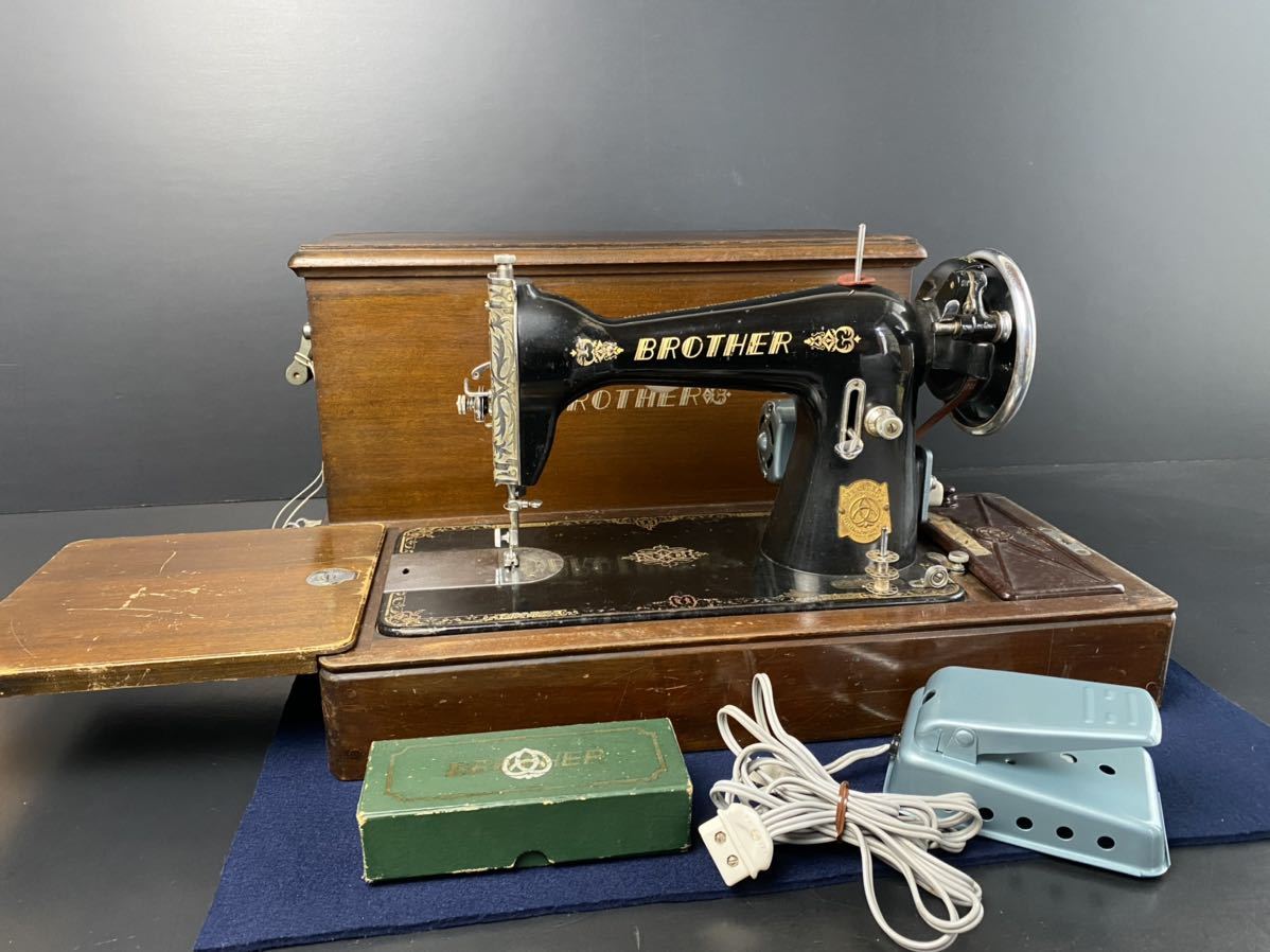 ET803] BROTHER アンティークミシン モーター フットペダルに改造済
