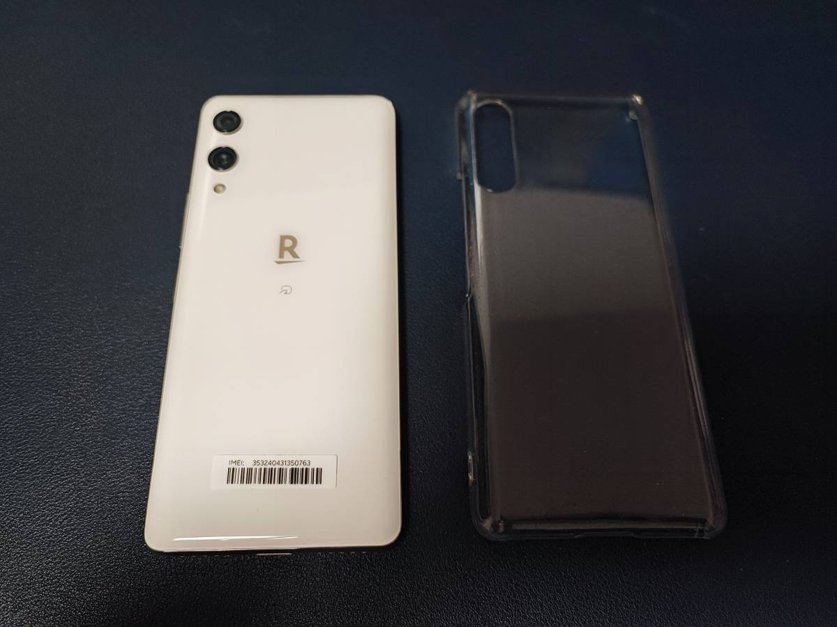 Rakuten Hand 楽天ハンド P710 ホワイト ケース付 送料込 SIMフリー 箱付 判定○ Hand Rakuten 楽天ハンド 新品未使用楽天ハンド White楽天版 -