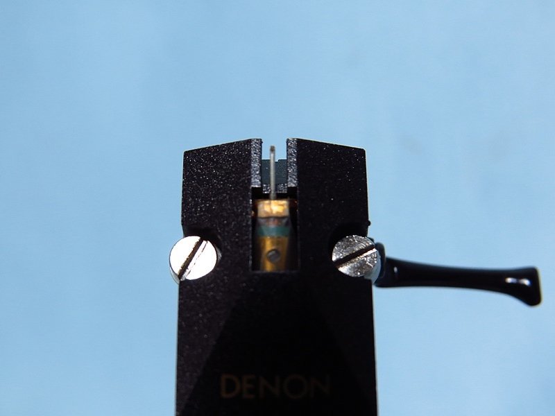 ◆ DENON DL-103LCII MCカートリッジ audio-technicaのヘッドシェル ◆ DL-103LCII DENON MC型カートリッジ 元箱付属 シェル&frasl;ケース付 0