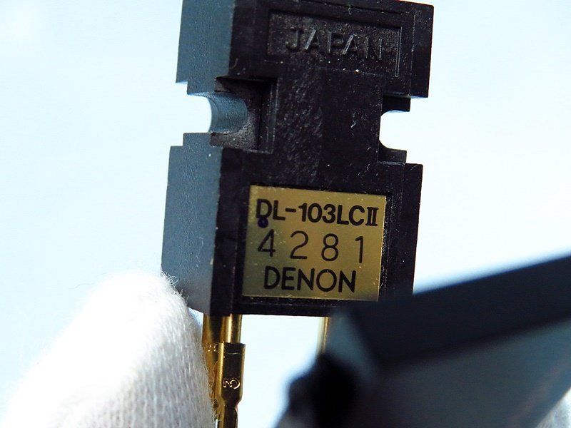 ◆ DENON DL-103LCII MCカートリッジ audio-technicaのヘッドシェル ◆ DL-103LCII DENON MC型カートリッジ 元箱付属 シェル&frasl;ケース付 0