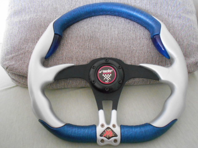  入手困難 綺麗 SIMONI RACING シモーニレーシング X4 ステアリング ハンドル イタリア製 ホーン付 ワイルドスピード(その他)｜売買されたオークション情報、yahooの商品情報をアーカイブ公開 - オ その他