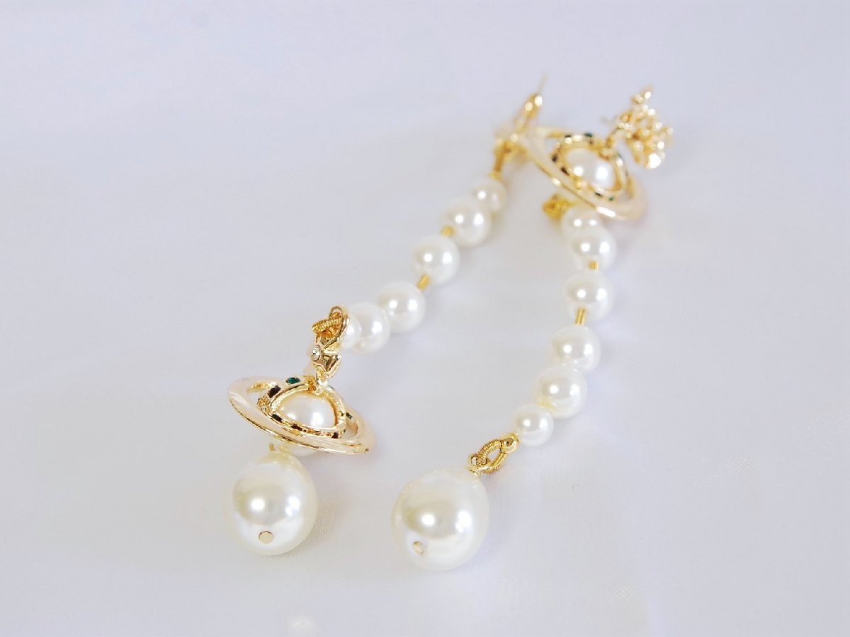 大得価，SALE YS-1 ヴィヴィアンウェストウッド Vivienne Westwood オーブ ピアス パール風 ｘ 金色系 全長約12cm 同梱可能商品 C(イヤリング、ピアス)｜売買されたオークション情報、yahooの商品情報をアーカイブ イヤリング、ピアス