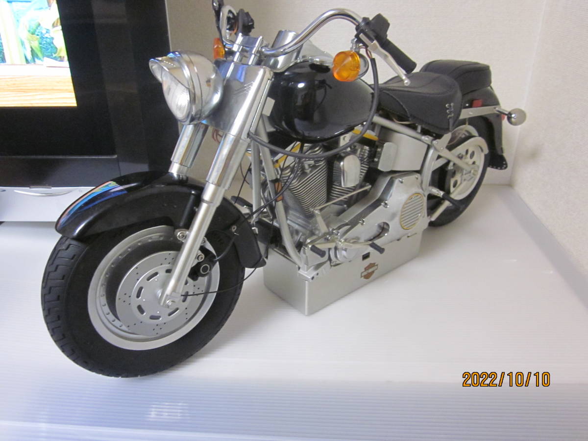 ディアゴスティーニ　1/4　ハーレーダビッドソン