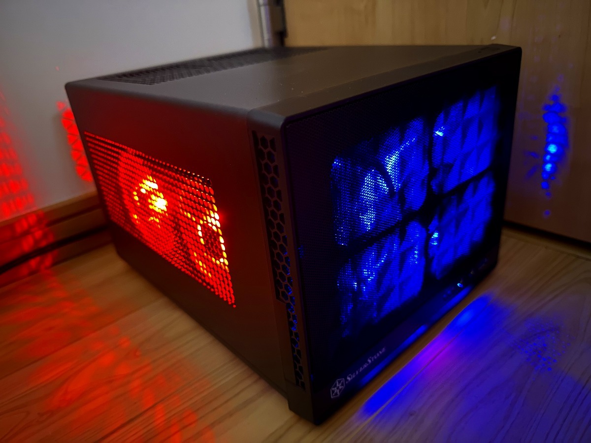 □超小型ゲーミングPC 水冷 Corei5-10400F/メモリ16GB/SSD256GB