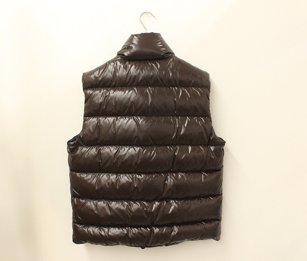MONCLER モンクレール ダウンベスト サイズ3 茶 メンズ ブラウン z22 