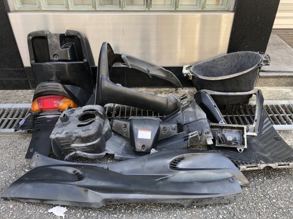 ☆￥100オークション 希少 当時物 スーパージョグZR 3YK 純正 外装フル