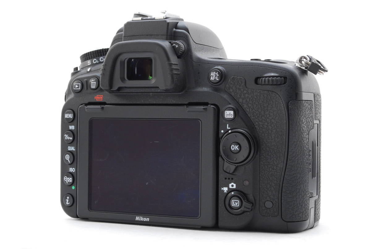 1円～【S数僅少】1904回 Nikon D750 ボディ 動作も写りもOK 概ねキレイ ボディキャップ、ストラップ、純正バッテリー、純正充電器付き 