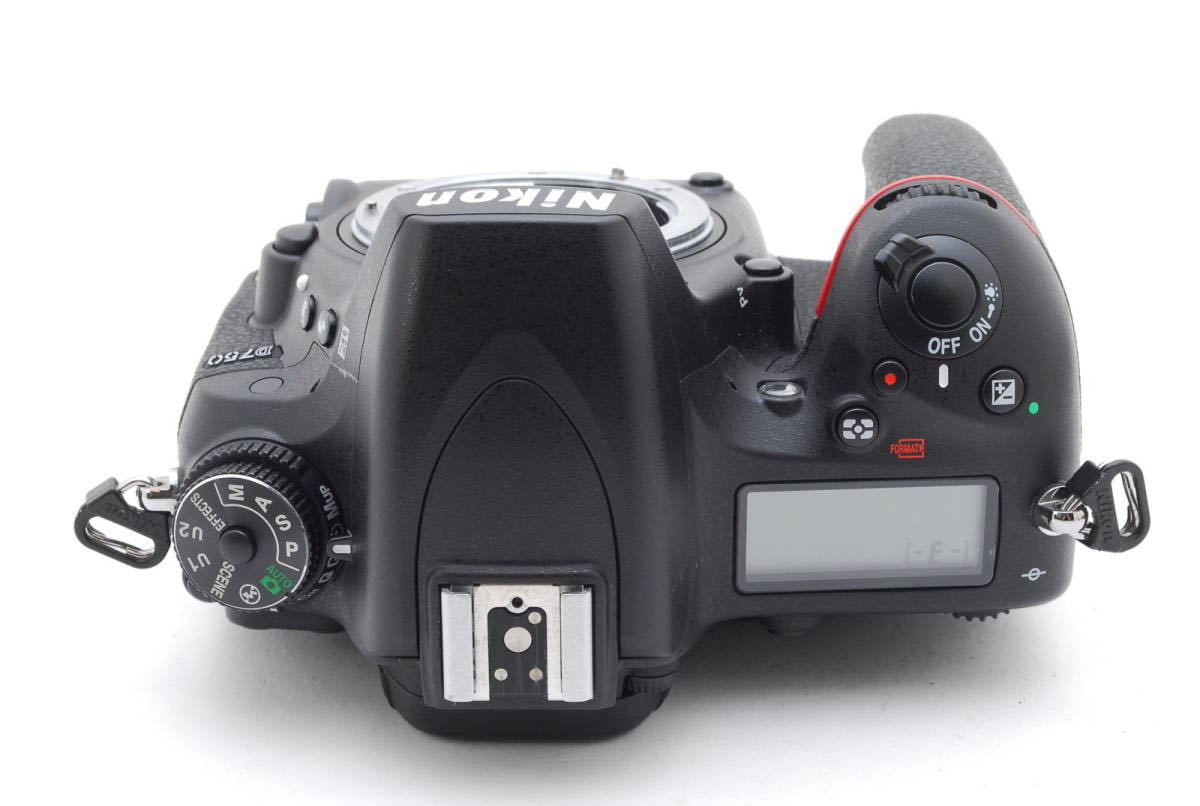 1円～【S数僅少】1904回 Nikon D750 ボディ 動作も写りもOK 概ねキレイ ボディキャップ、ストラップ、純正バッテリー、純正充電器付き 