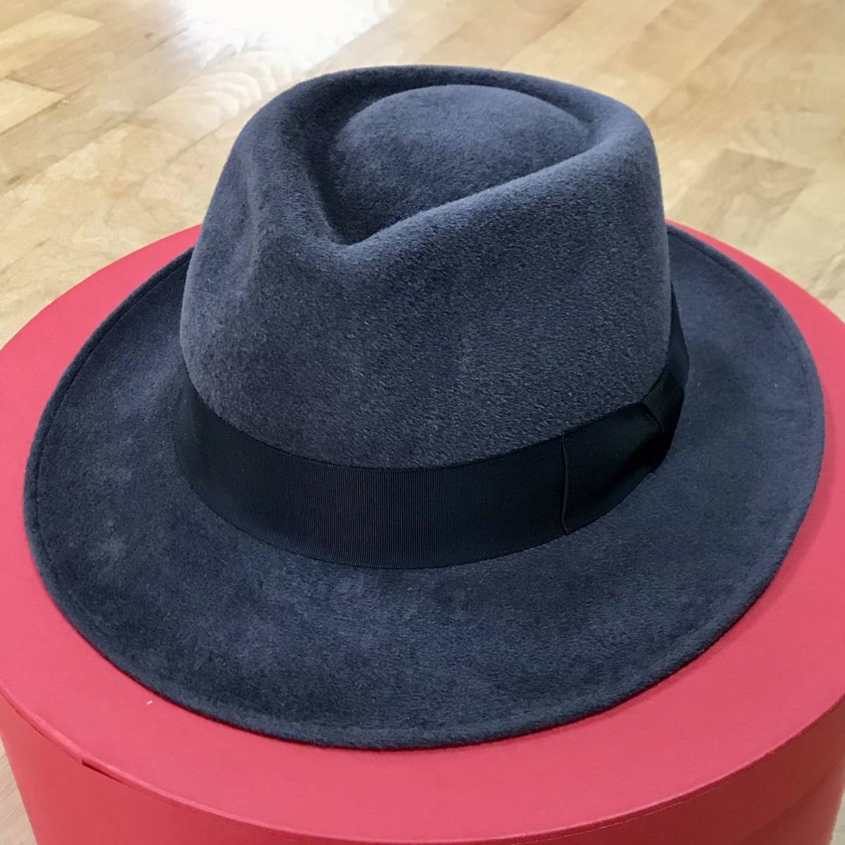 美品☆文二郎 ファーフエルト中折れ帽〔ファーロイヤル〕ダークグレー　58㎝ ファーフエルト中折れ帽 BUNJIROW(文二郎) メンズ GUERRA1855(グエラ) カシミア (kaw-gur-g015)&frasl;M(約57cm)&frasl;ブラック