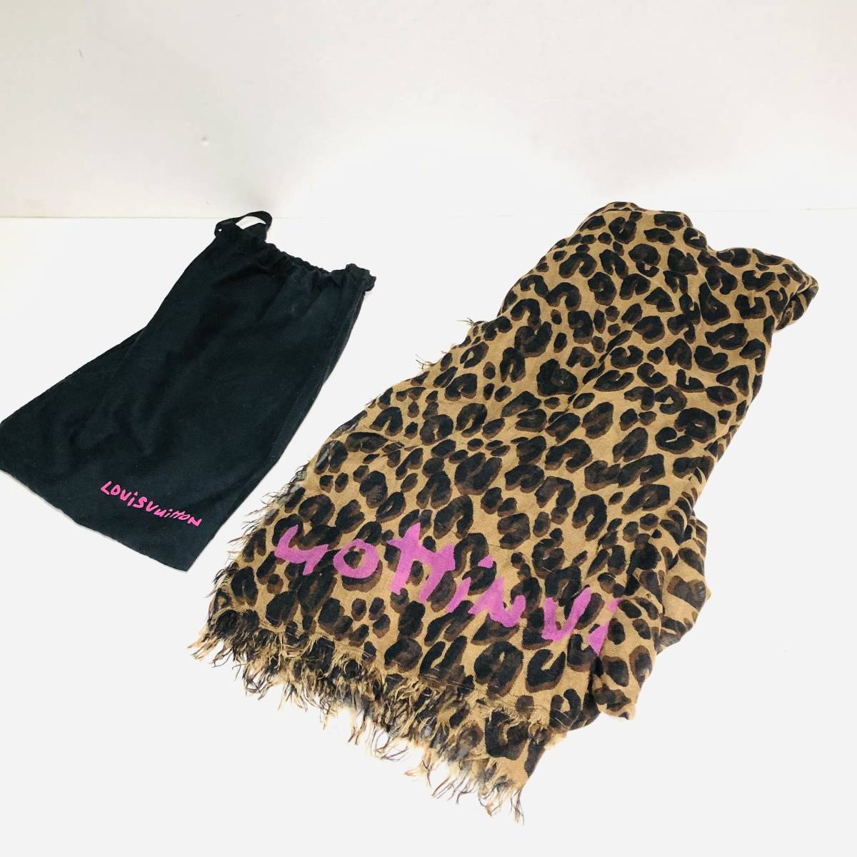 【定番，人気SALE】 ルイヴィトン LOUIS VUITTON 大判ストール レオパード 豹柄 シルク&times;カシミヤ ショール スカーフ ファッション(その他)｜売買されたオークション情報、yahooの商品情報をアーカイブ公開 - オ 服飾小物