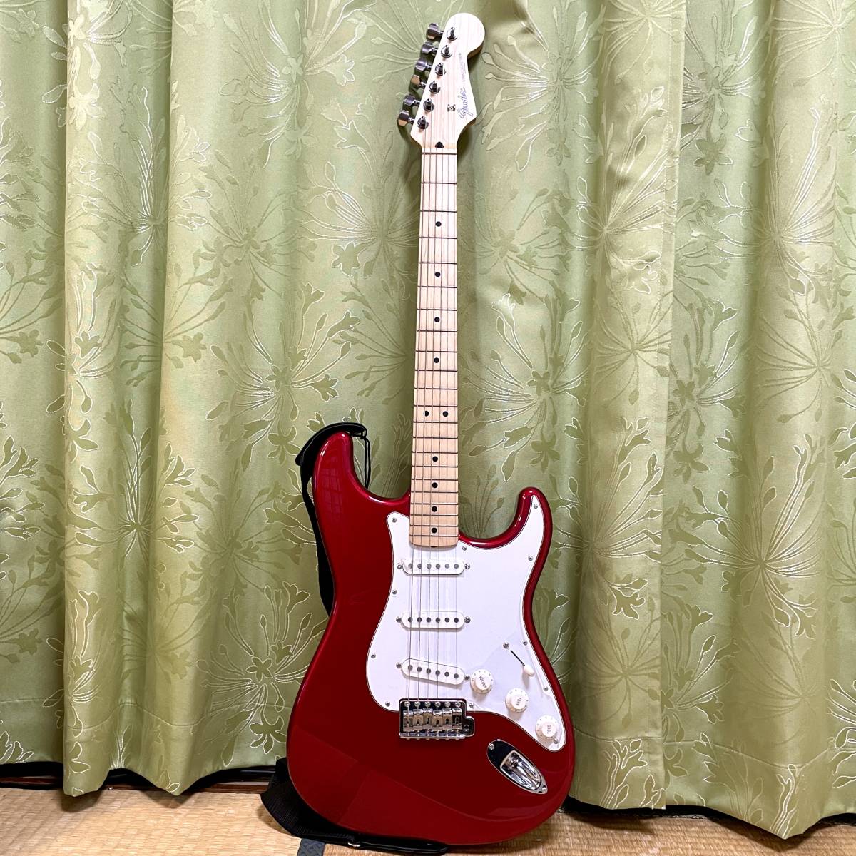 Fender フェンダー エレキギター STARTOCASTER Fender Japan STRATOCASTER フェンダー エレキギター ストラト