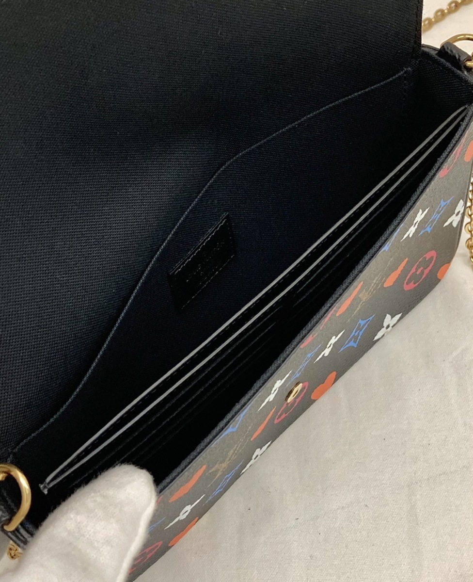 ルイヴィトン LV ゲームオン ポシェットフェリシー ショルダーバッグ クラッチ ショルダー ウォレット ２WAY バッグ 黒 ノワール M80232 ポシェット・フェリシー ルイヴィトン ショルダーバッグ LOUIS VUITTON（ルイヴィトン）のレンタル ダミエ・エベヌ｜ルイ・ヴィトン