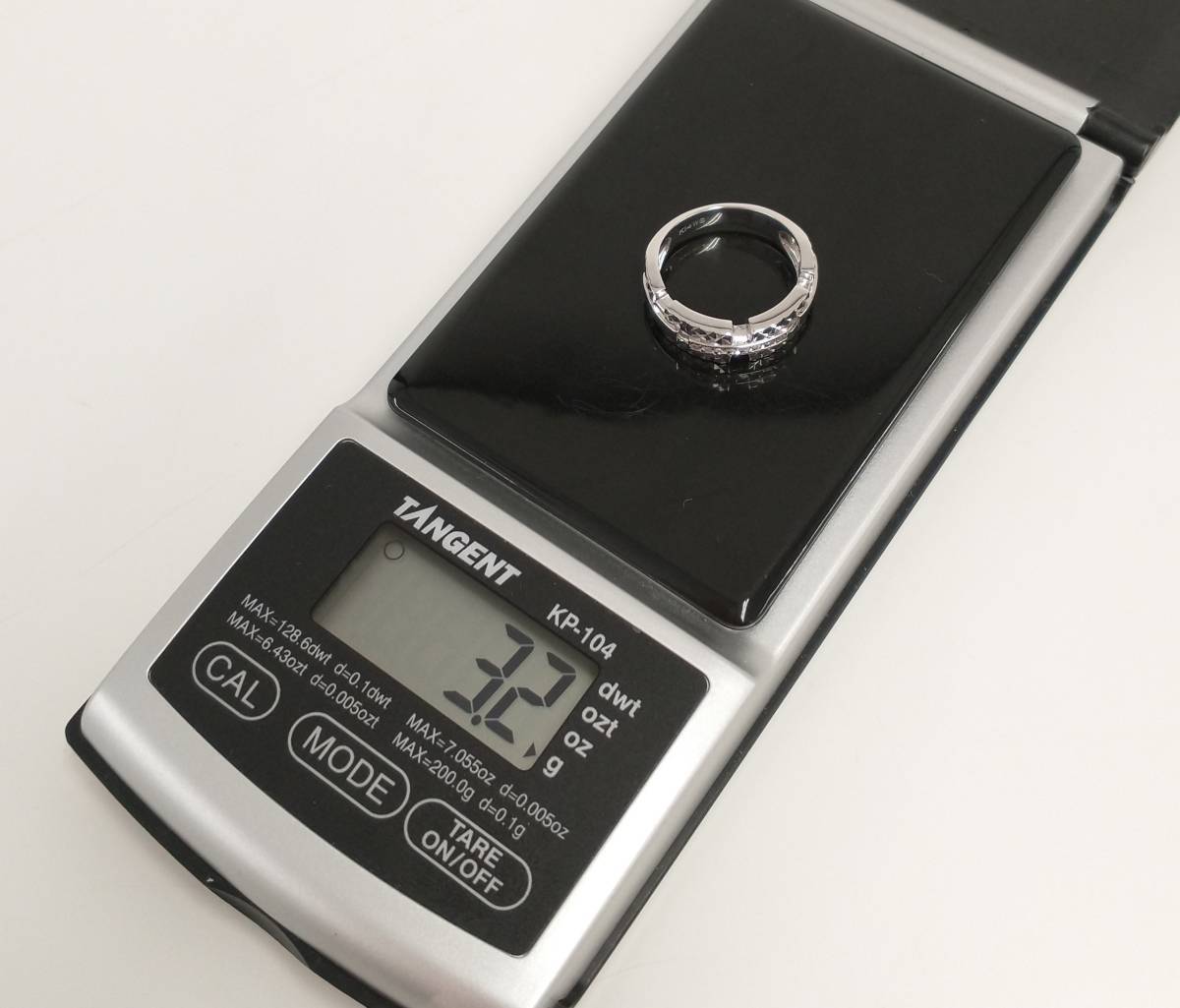 K14WG 8号 ダイヤ付き ホワイトゴールド 3.2g リング ゴールド台
