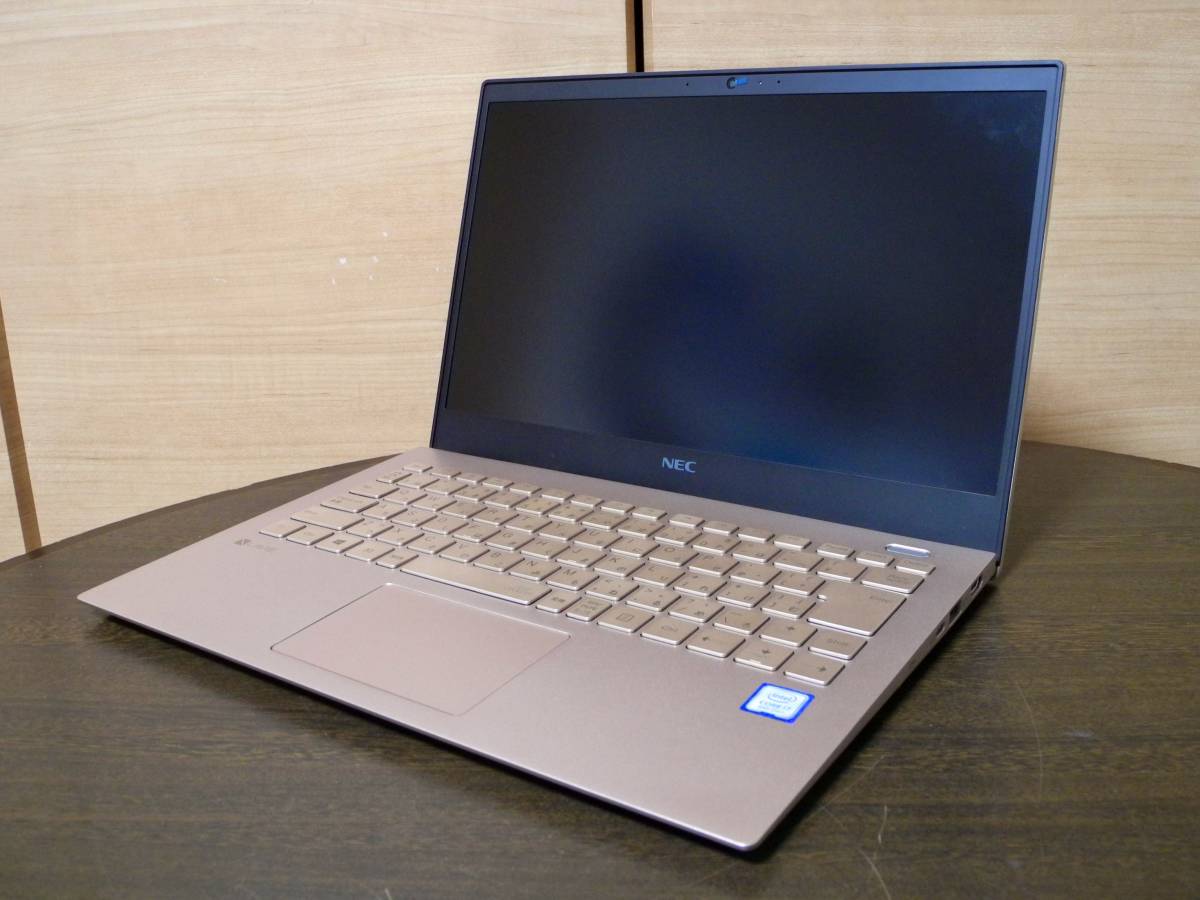 LAVIE Pro Mobile NEC PM750⁄NAA PC-MP750NAG, i7-8565U搭載