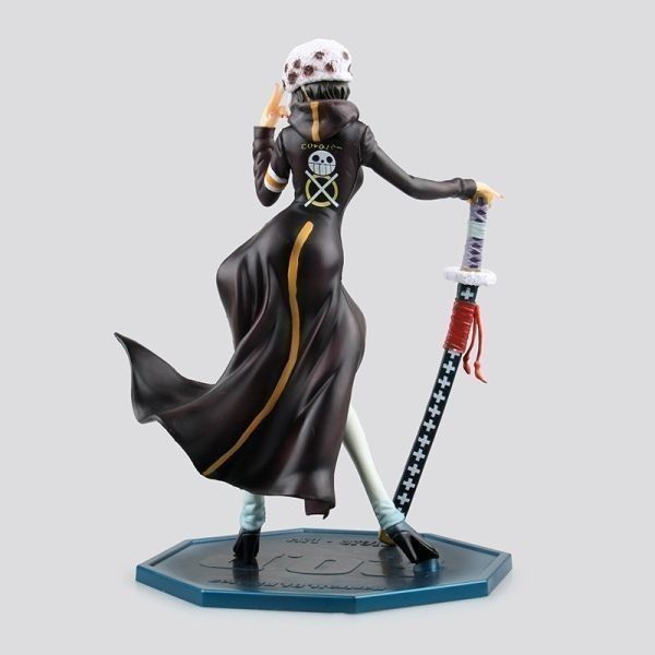 新品 最安値！送料無料トラファルガー・ロー 女版 女体化 約20cm ONE