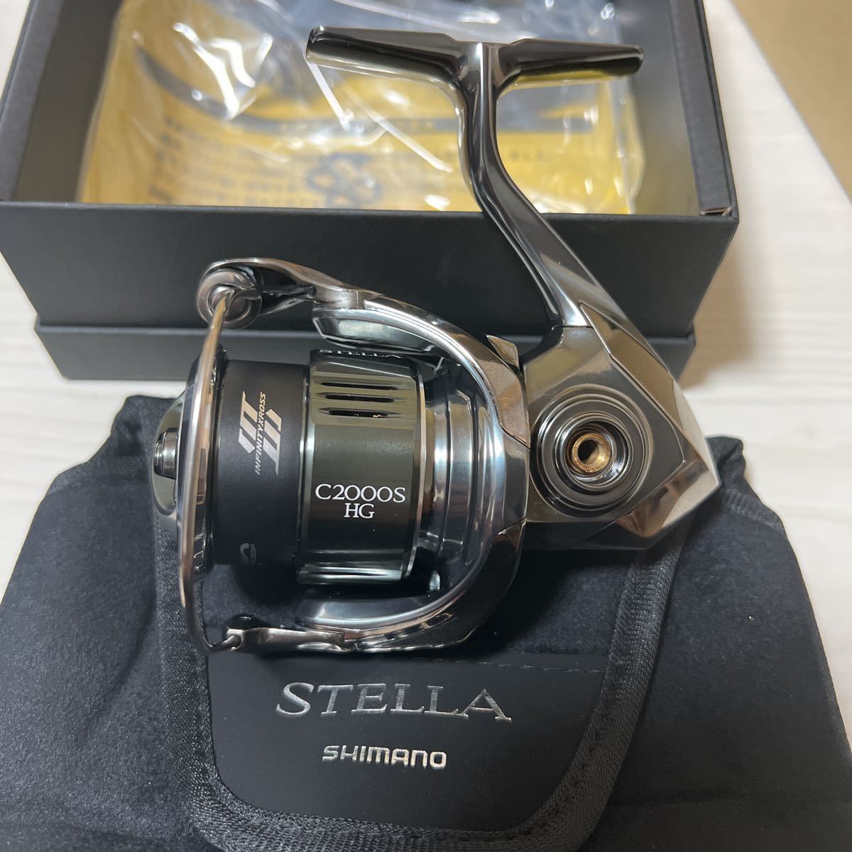 新品同様】シマノ22ステラC2000SHG SHIMANO STELLA☆ シマノ22ステラ