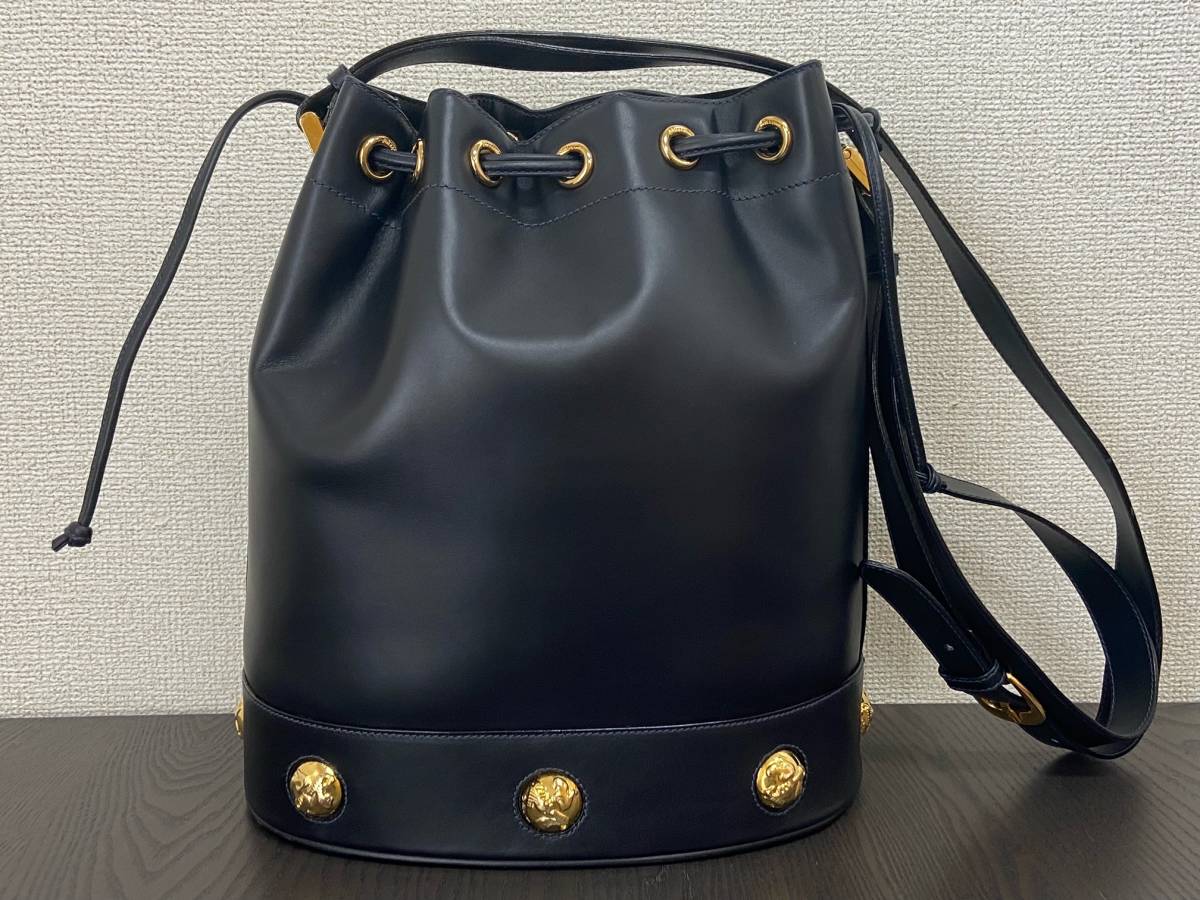 Salvatore Ferragamo フェラガモ 巾着型 レザー ショルダーバッグ 