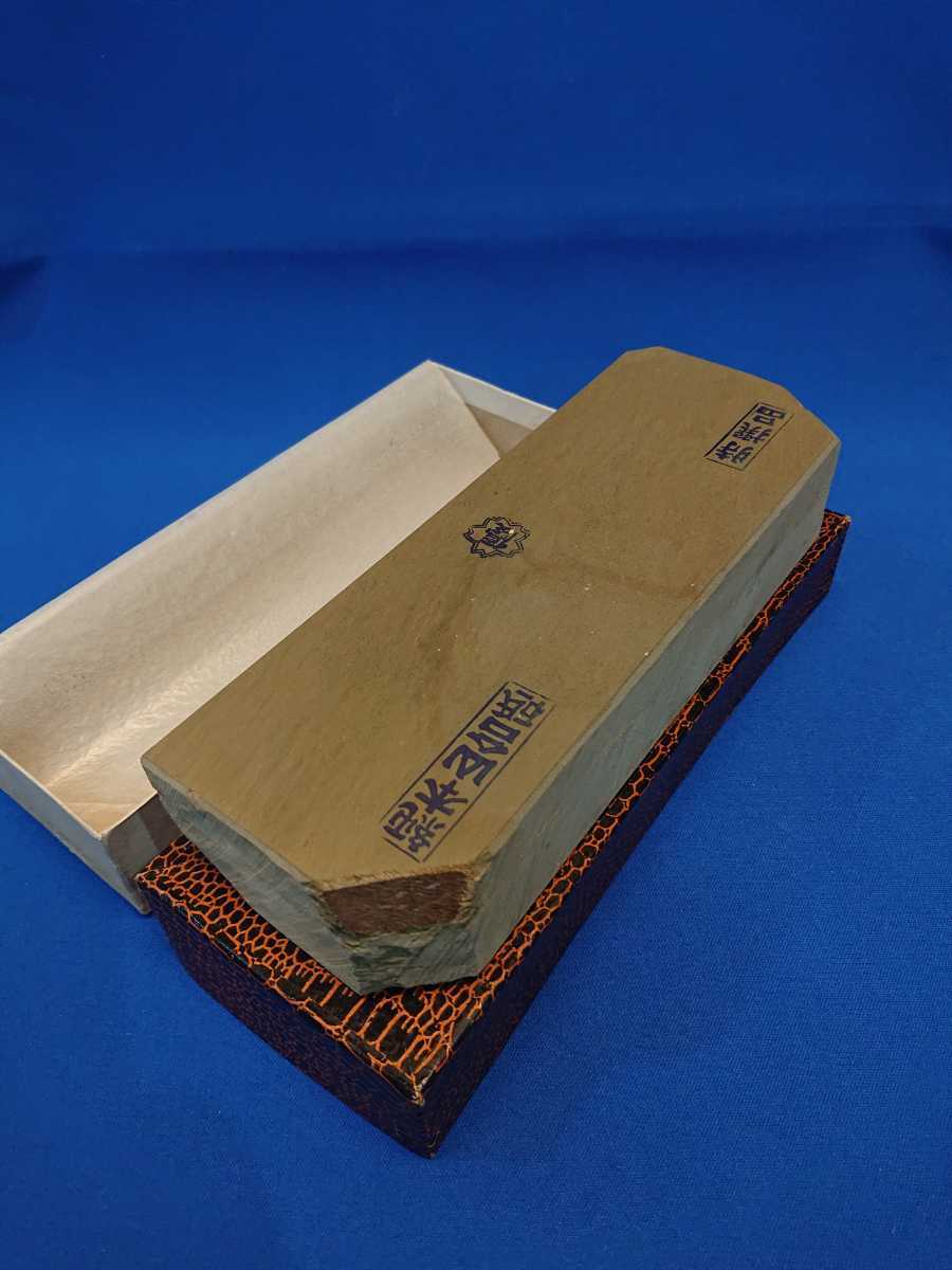 日本 剃刀　特級　寺正　籐巻　天然 砥石 相岩谷　砥粉（正本山） 日本 剃刀 特級 寺正 籐巻 天然 砥石 相岩谷 砥粉（正本山） 日本 剃刀