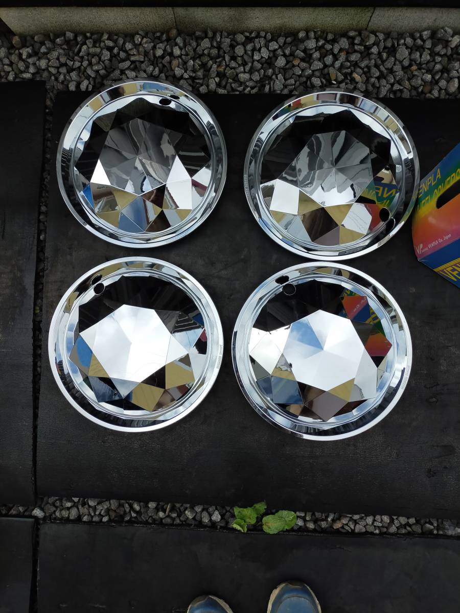  感動品 12インチ ホイールキャップ BOONY ｂｙ ＶＥＮＰＬＡ(社外品)｜売買されたオークション情報、yahooの商品情報をアーカイブ公開 - オークファン 社外品