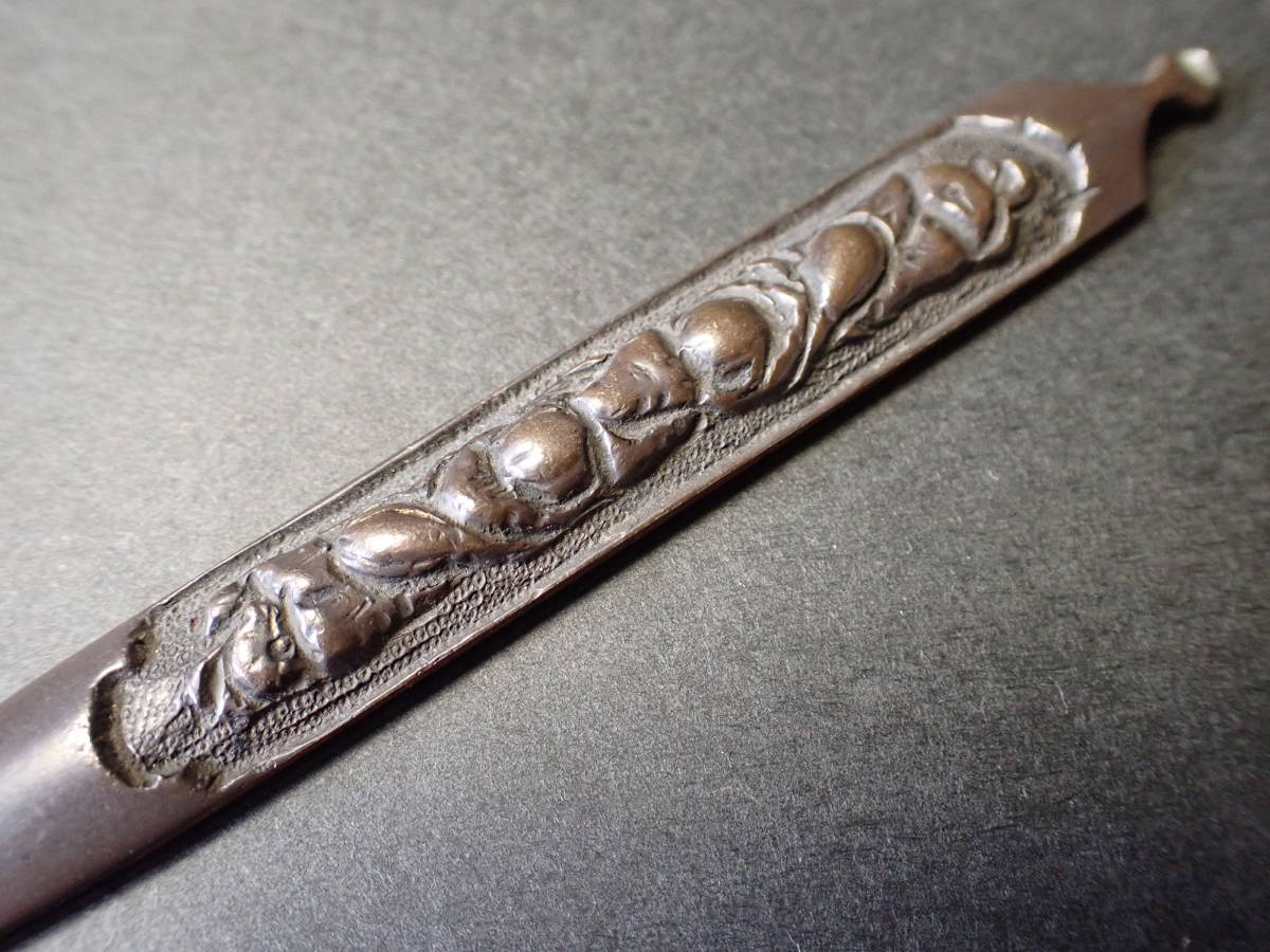 超稀少逸品 模造刀 飾太刀拵風 錦布包 鍍金の長覆輪（金覆輪）黄金造太刀 実物大 超稀少逸品 模造刀 飾太刀拵風 錦布包 鍍金の長覆輪（金覆輪