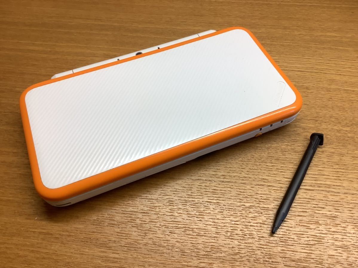 動作確認済み new ニンテンドー2DS LL ホワイト×オレンジ 本体 ソフト 