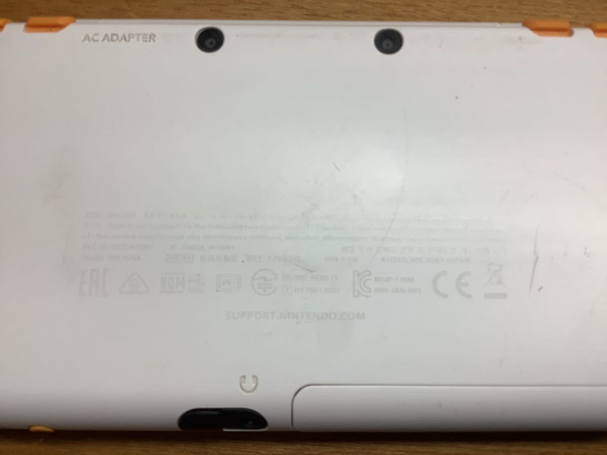 動作確認済み new ニンテンドー2DS LL ホワイト×オレンジ 本体 ソフト 