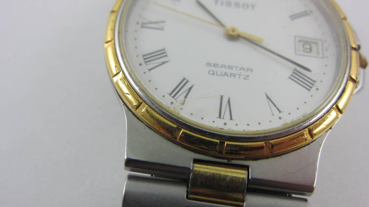 TISSOT クォーツ腕時計 ホワイト文字盤 動作品 メンズ腕時計