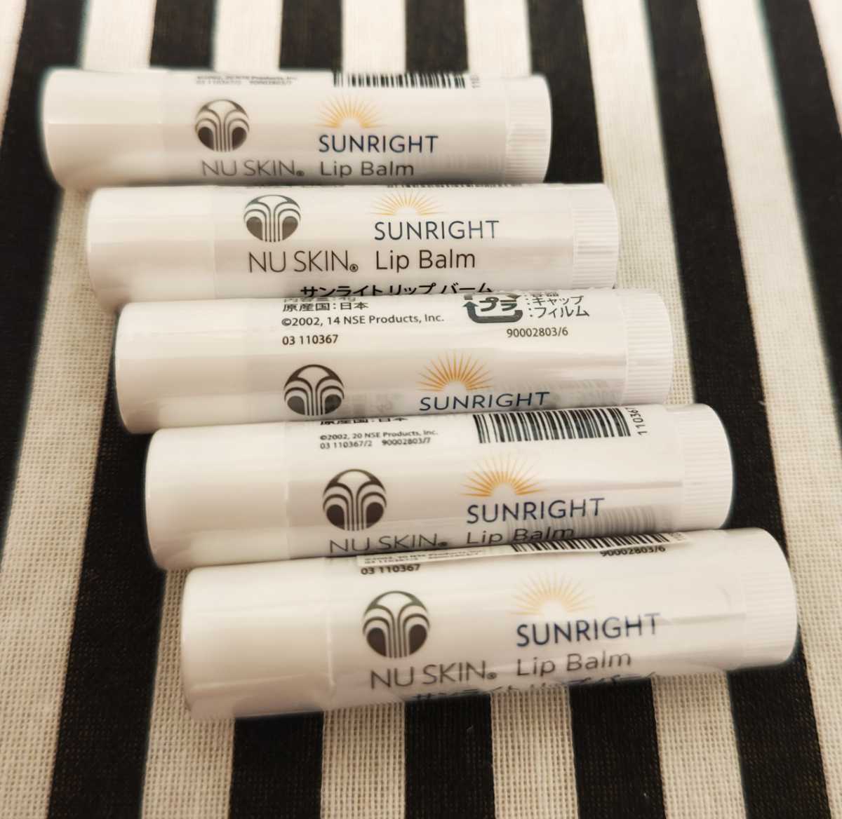 ニュースキン NU SKIN サンライトリップバーム 5本セット | COMMUNITY.LK