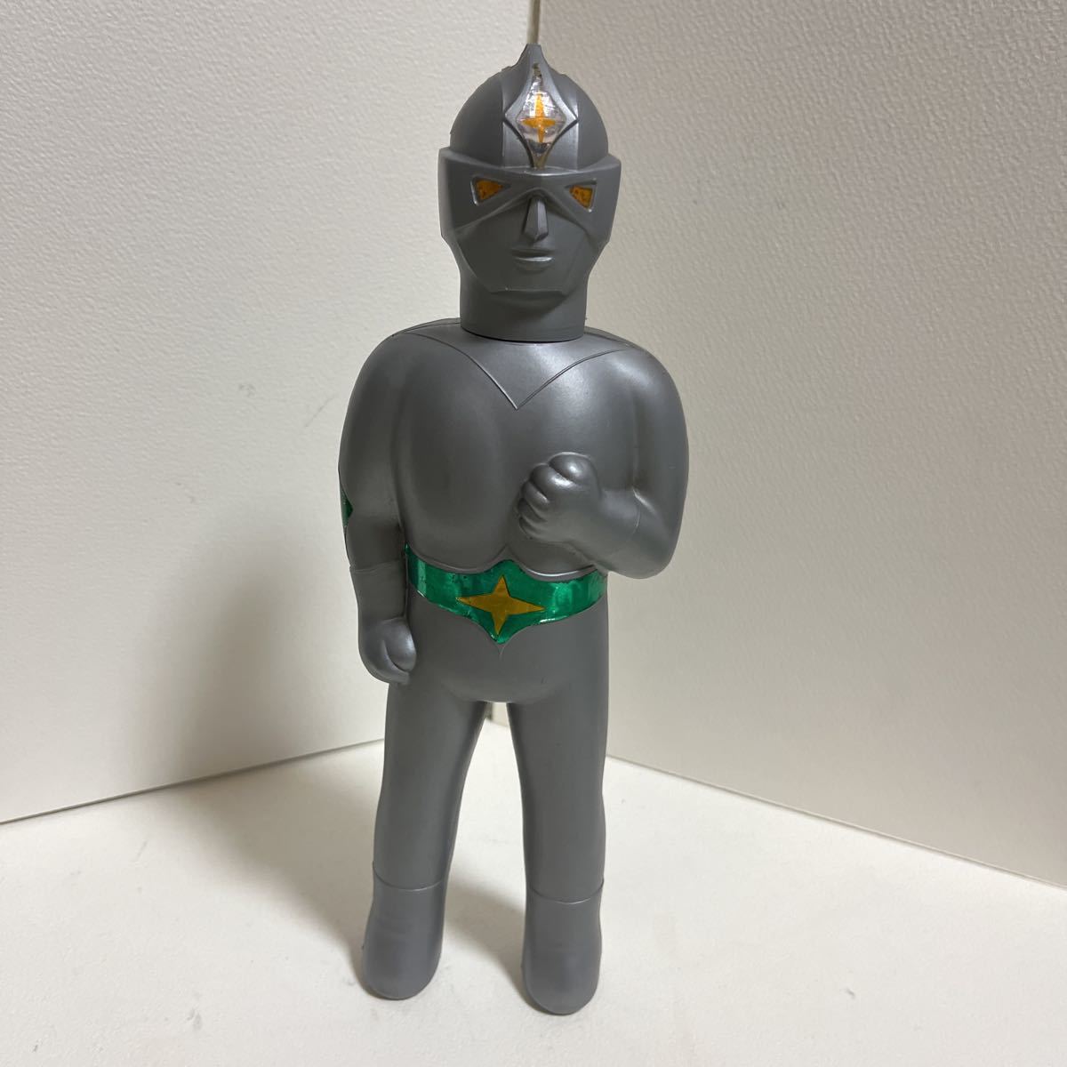ウルトラマンタロウ ソフビ シャンプーボトル（中身なし）サンスター